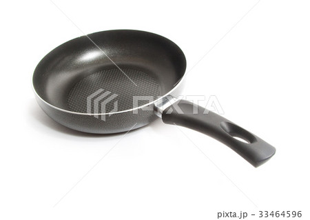 Frying pan isolated on white 33464596