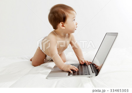 可愛 東洋人 幼児 33465303