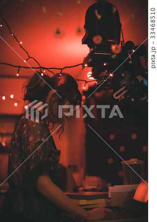 Photographer 33468510