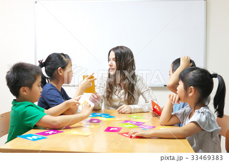 こども英会話教室（アルファベットカードで単語の勉強） 33469383