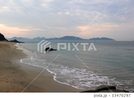 博多市 志賀島 勝馬海岸の夕日 博多市 志賀島 勝馬海岸の夕日 33470297