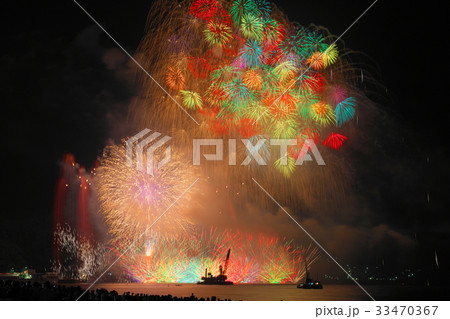 熊野大花火　鬼ヶ城大仕掛けとスターマイン　　2017年　三重県熊野市 33470367