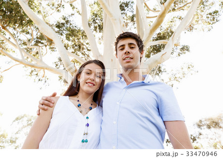 Young couple in the park 33470946