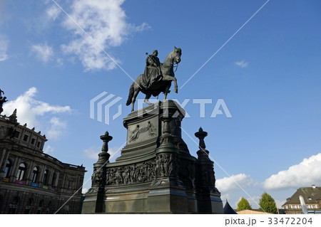 ドレスデン・ザクセン王ヨハンの騎馬像 33472204