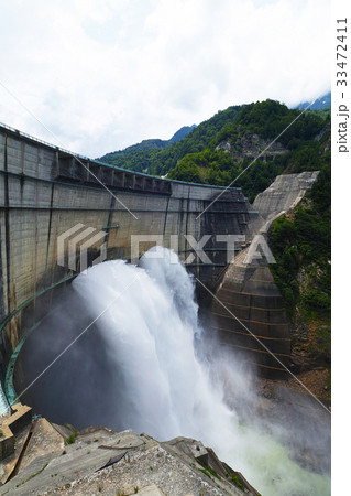 【富山県・観光名所】黒部ダム 【富山県・観光名所】黒部ダム 33472411