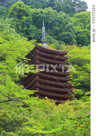 深緑の談山神社の十三重塔 深緑の談山神社の十三重塔 33473162