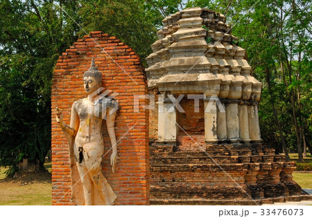 世界遺産、スコータイ王朝、スコータイ仏、内戦で破壊された寺院@遺跡公園、スコータイ、タイ王国 世界遺産、スコータイ王朝、スコータイ仏、内戦で破壊された寺院@遺跡公園、スコータイ、タイ王国 33476073