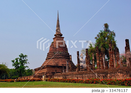 世界遺産、スコータイ王朝、スコータイ仏、内戦で破壊された寺院＠遺跡公園、スコータイ、タイ王国 33476137