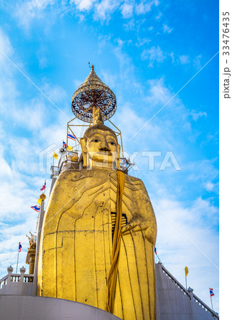 Big Standing Buddha at Wat Intharawihan, Bangkok 33476435