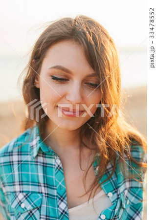 Outdoor portrait summer beach beauty woman smiling 33478552
