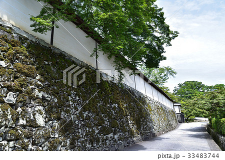 大津坂本・滋賀院門跡の立派な穴太積みの石垣 33483744