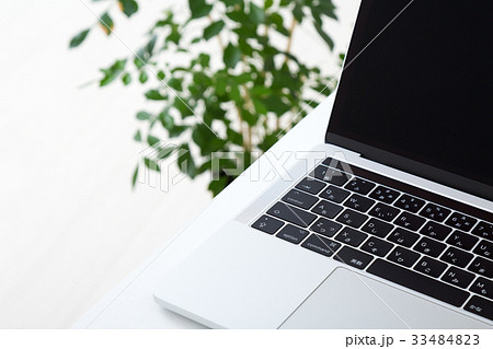 パソコン 33484823