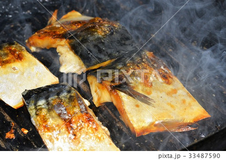 鯖の塩焼き 33487590