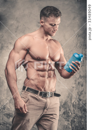 Brutal caucasian handsome fitness men on diet Brutal caucasian handsome fitness men on diet 33489049