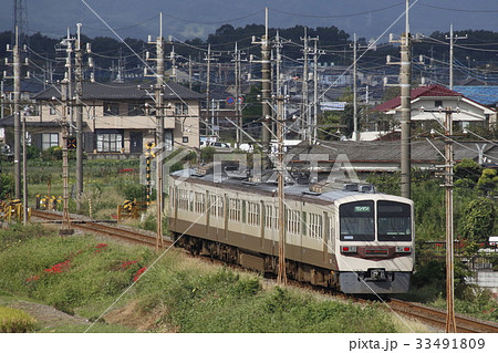 秩父鉄道 急行秩父路 旧塗装復元車 の写真素材