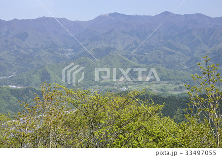 春の九鬼山山頂より 33497055