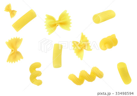 Single pasta pieces 33498594