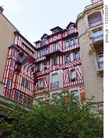ルーアンの木組みの家 33500297