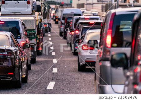 《東京都》渋滞の首都高速 33503476
