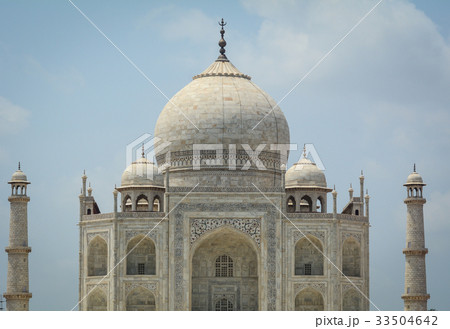 Taj Mahal in Agra, India Taj Mahal in Agra, India 33504642