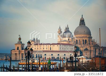 Venice Grand Canal sunrise and boat Venice Grand Canal sunrise and boat 33511672