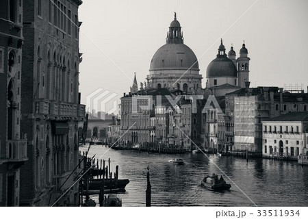 Venice Grand Canal sunrise and boat Venice Grand Canal sunrise and boat 33511934