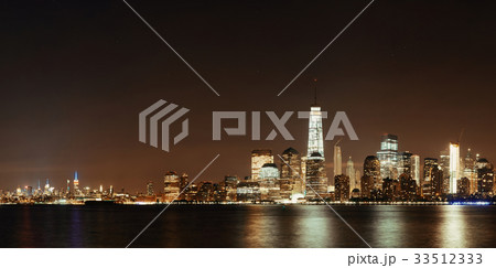 New York City skyline 33512333