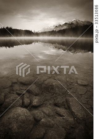 Lake Herbert Lake Herbert 33513086