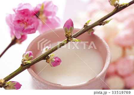 桃の花と甘酒 桃の花と甘酒 33519769