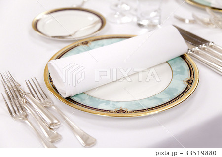 並んだ洋食器 並んだ洋食器 33519880