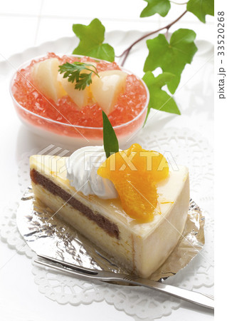 オレンジムースケーキの写真素材
