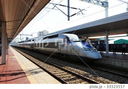 光州ソンジョンヨク プラットフォーム 韓国 33523557