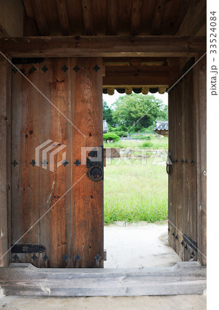 メイン 大門 出入口 33524084