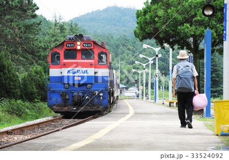 歩く 宝城郡 人 33524092