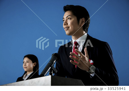 政治家　演説　男性 33525941