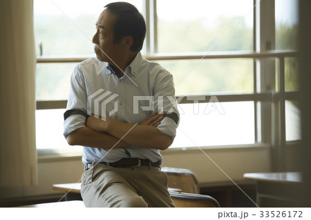 シニア 母校訪問 シニア 母校訪問 33526172