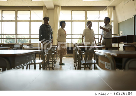 シニア　母校訪問 33526284