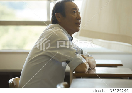 シニア　母校訪問 33526296