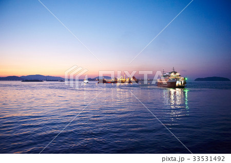 夜景 月尾島 クルーズ 33531492