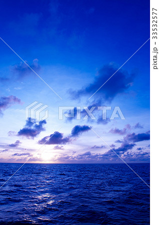 雲 サイパン 水平線 33532577