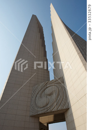 民族のトップ 独立記念館 ローアングル 33532679