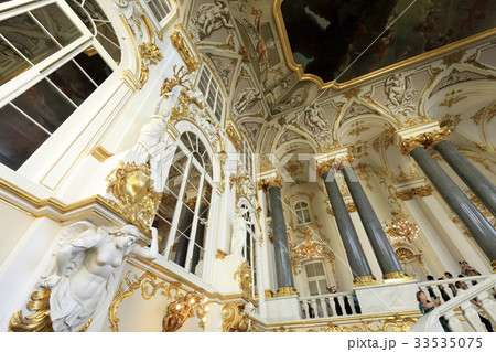 エルミタージュ美術館の大使の階段 33535075