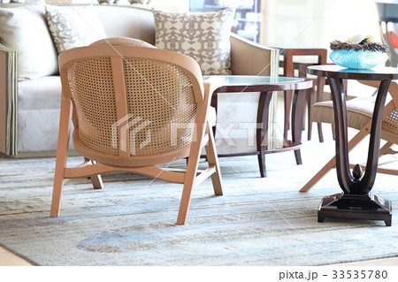 リゾートホテルのラウンジ 33535780