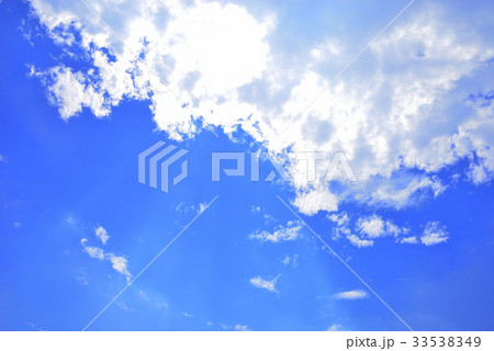 夏の晴れ間 夏の晴れ間 33538349