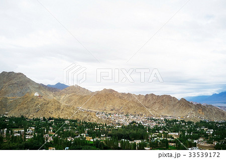 Landscape view from Shanti stupa Landscape view from Shanti stupa 33539172