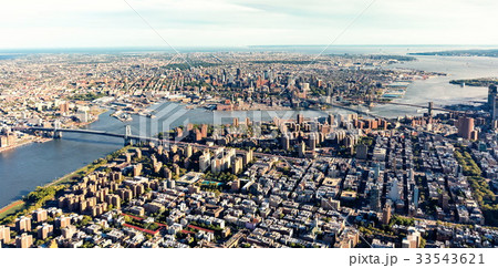 Aerial view of the Lower East Side of Manhattan 33543621