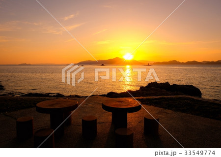 瀬戸内海の夕暮れ 33549774