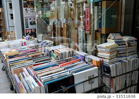 神保町 古書店の店頭 神保町 古書店の店頭 33551636