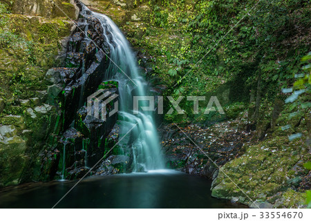 秋の赤目四十八滝　赤目五瀑の一つ　不動滝 33554670