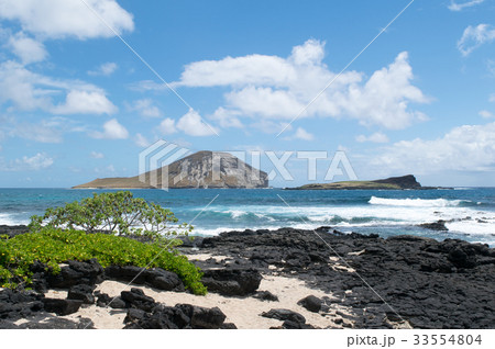 ハワイ オアフ島 マカプウビーチパーク ラビット島(左)とマナナ島(右) ハワイ オアフ島 マカプウビーチパーク ラビット島(左)とマナナ島(右) 33554804